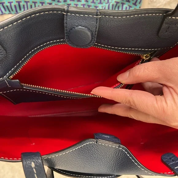 NWOT. Tory Burch Perforated Logo Tote Royal Navy and Cherry Apple Tote Bag - Picture 5 of 7